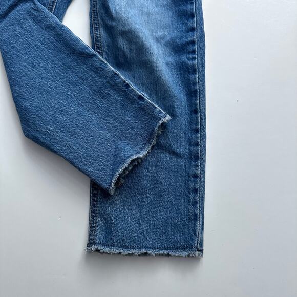 Gap Girlfriend High Waisted Distressed Raw Hem Jeans - Size 8 - Picture 2 of 6